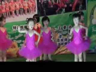 幼儿舞蹈视频虫儿飞,童趣盎然——幼儿舞蹈视频魅力展现